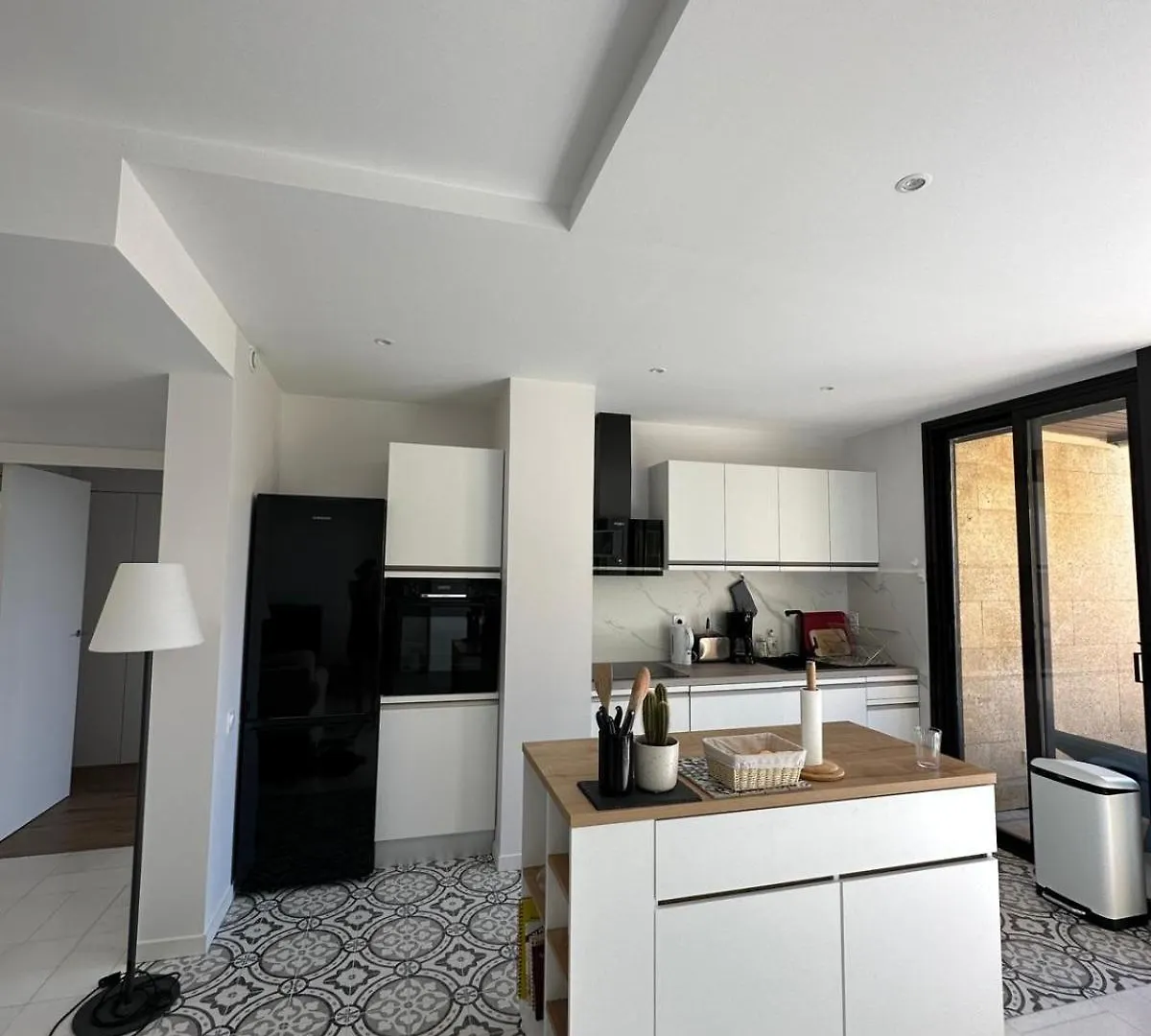 Magnificent T2 With Swimming Pool Apartment Vallauris